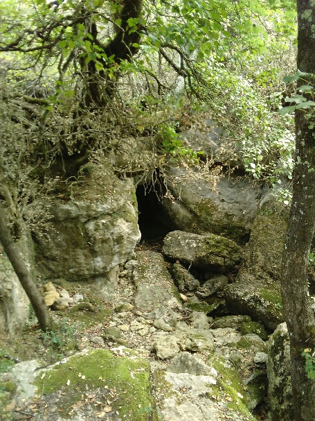 Grotte à Bugarach